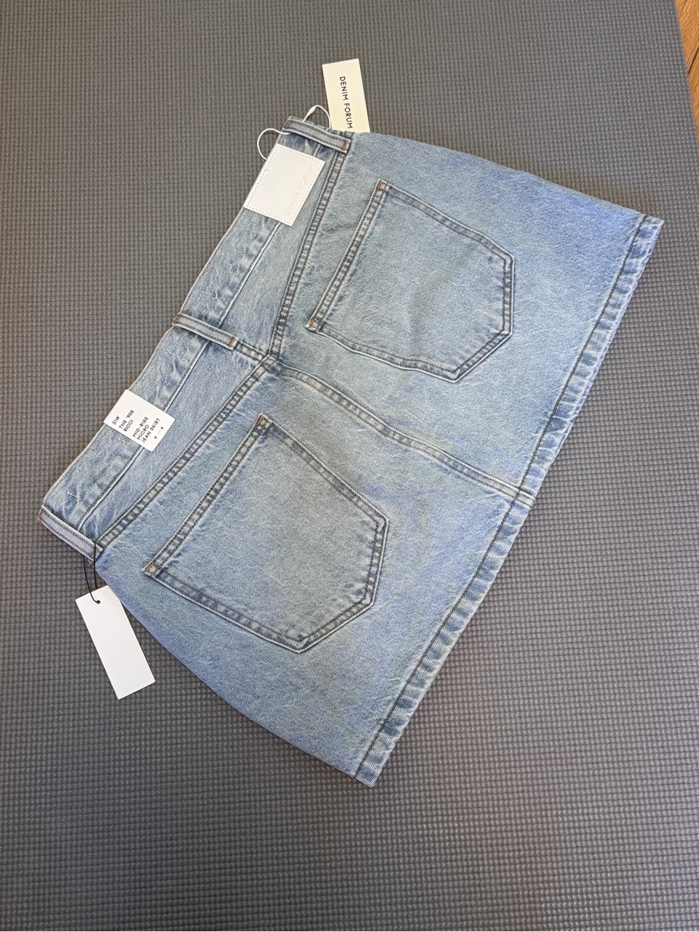 Denim Forum Light Blue super cute mini skirt